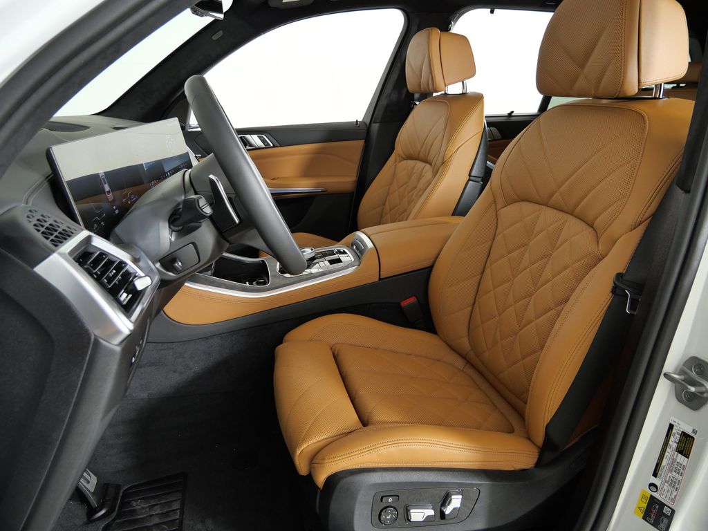 Thumbnail: 2026 BMW X5 - 36