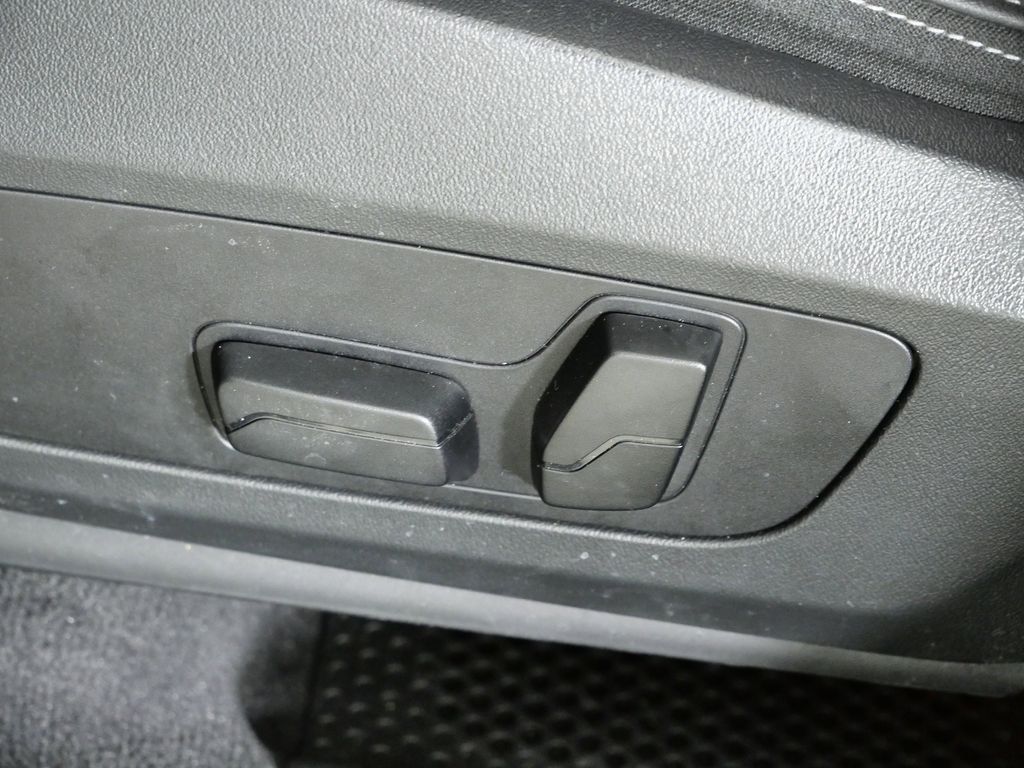 Thumbnail: 2025 BMW X1 - 42