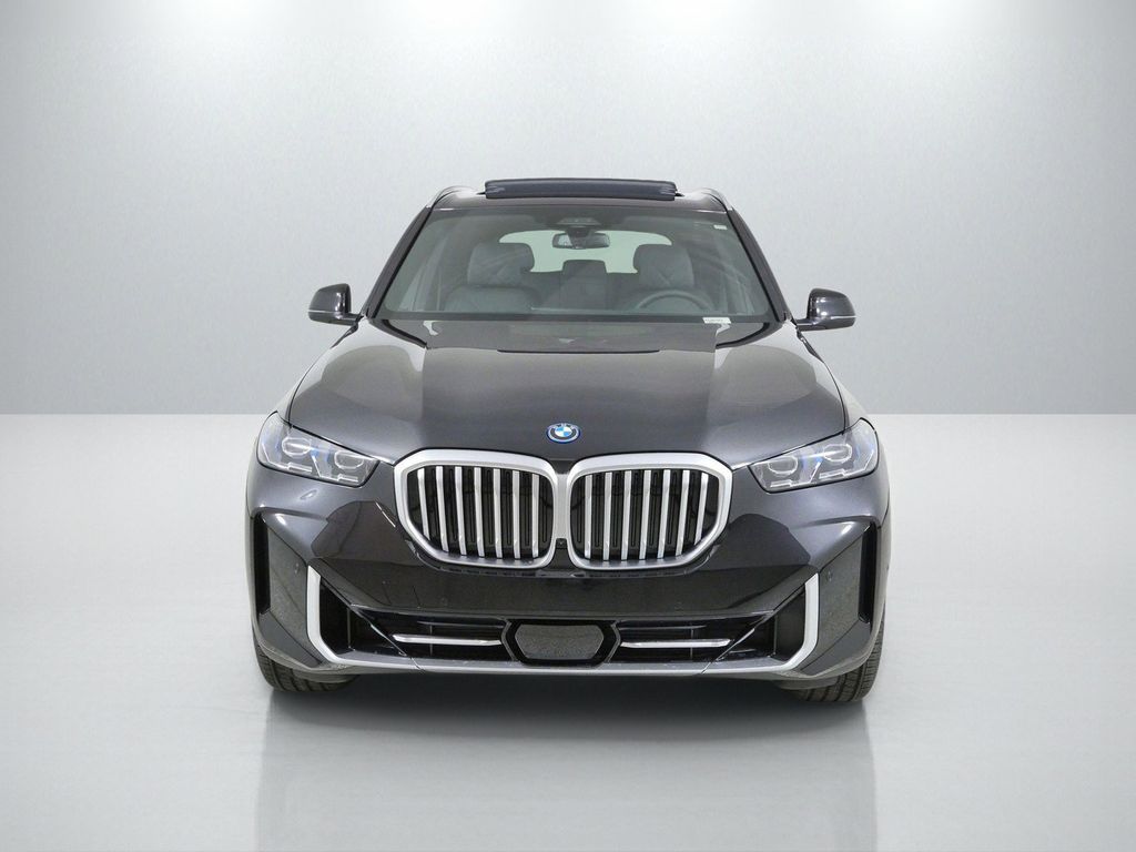 Thumbnail: 2026 BMW X5 - 2