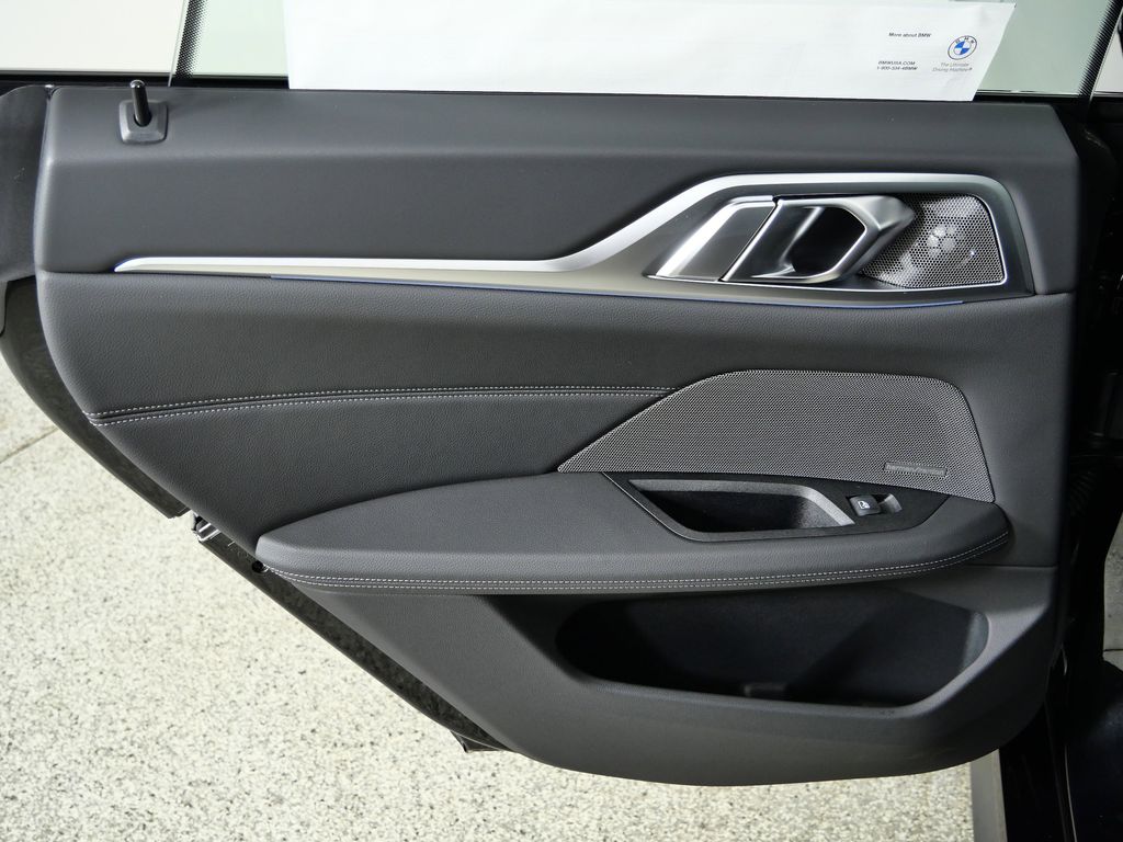 Thumbnail: 2026 BMW i4 - 29