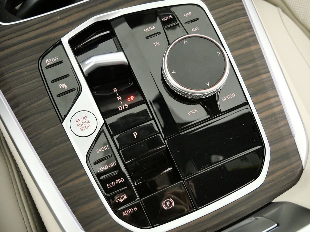 Thumbnail: 2026 BMW X5 - 48