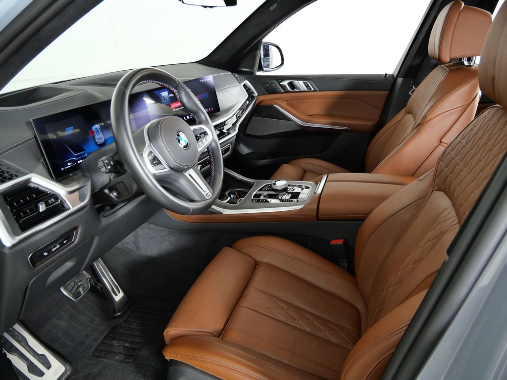 Thumbnail: 2025 BMW X7 - 36