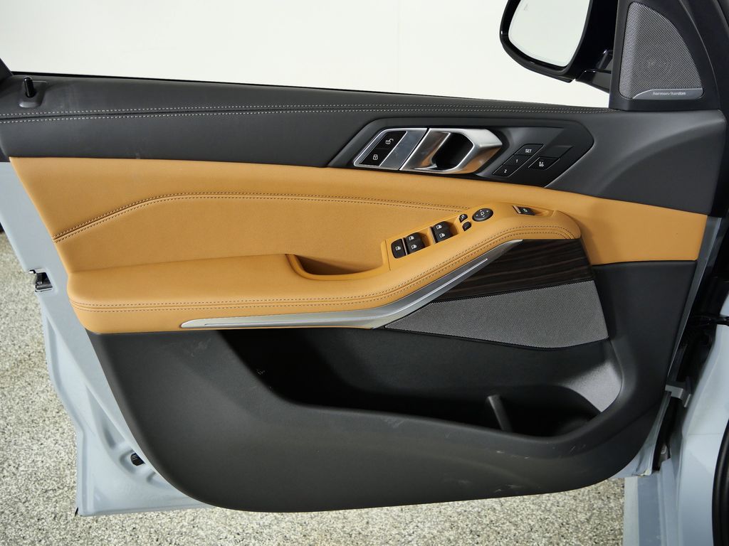 Thumbnail: 2026 BMW X5 - 34