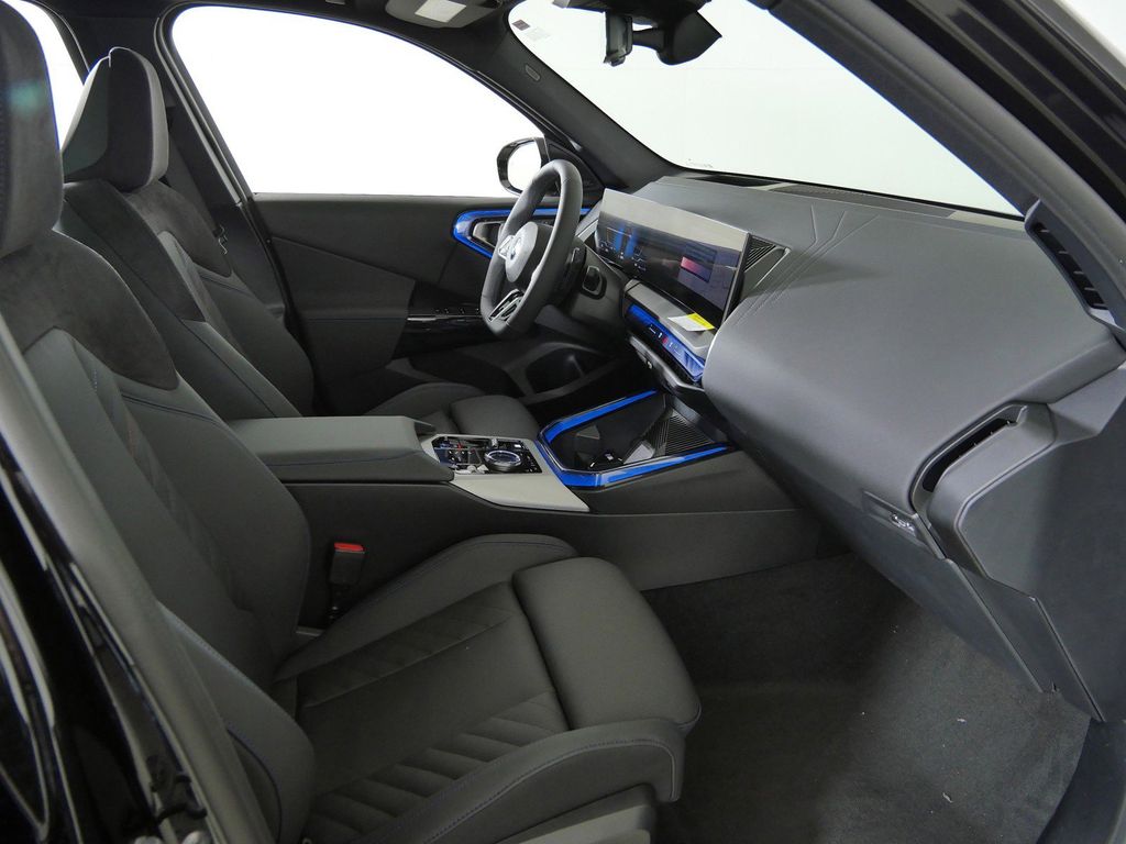 Thumbnail: 2026 BMW X3 - 21