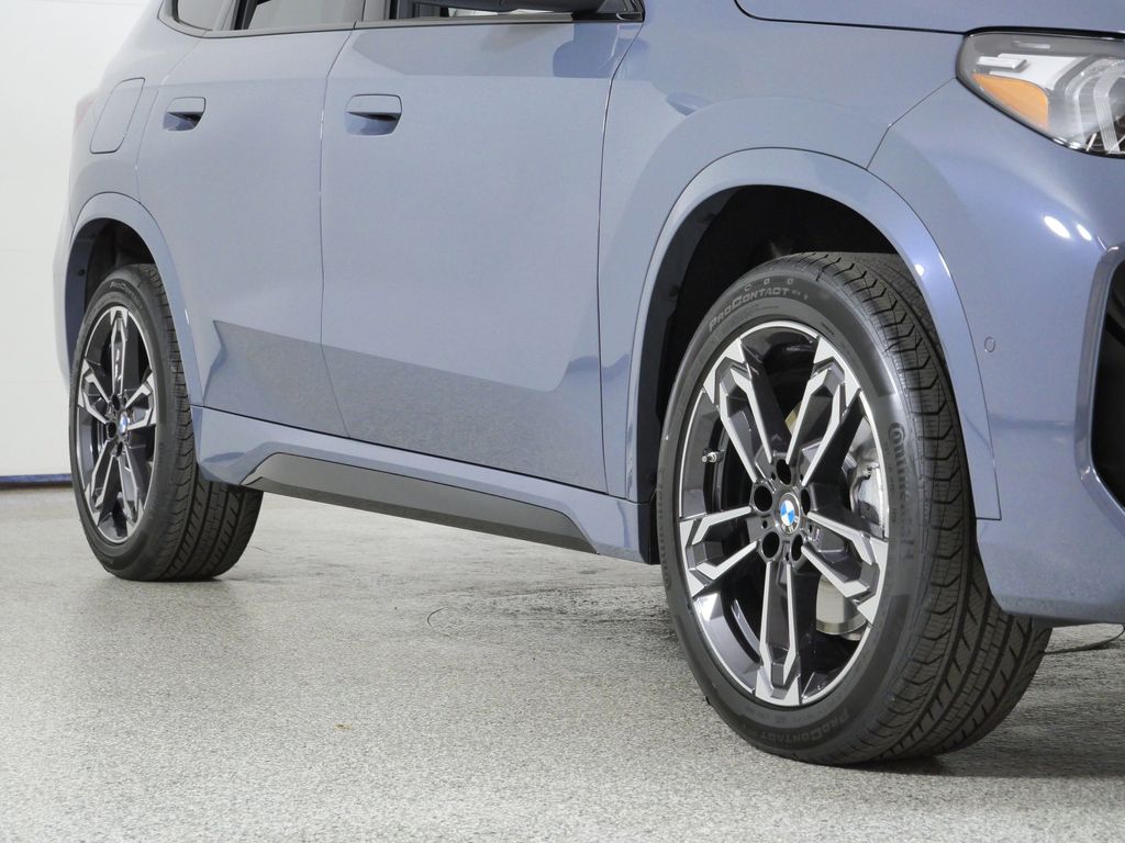 Thumbnail: 2026 BMW X1 - 6