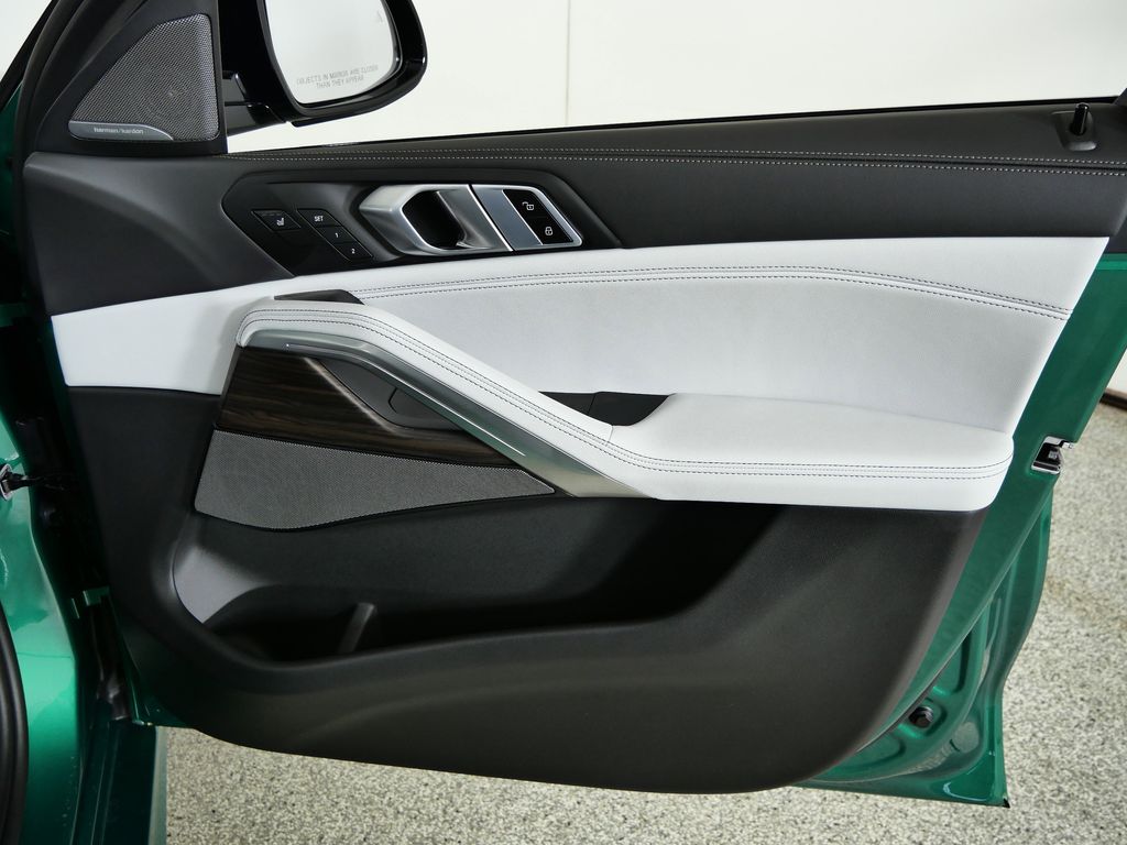 Thumbnail: 2026 BMW X6 - 19