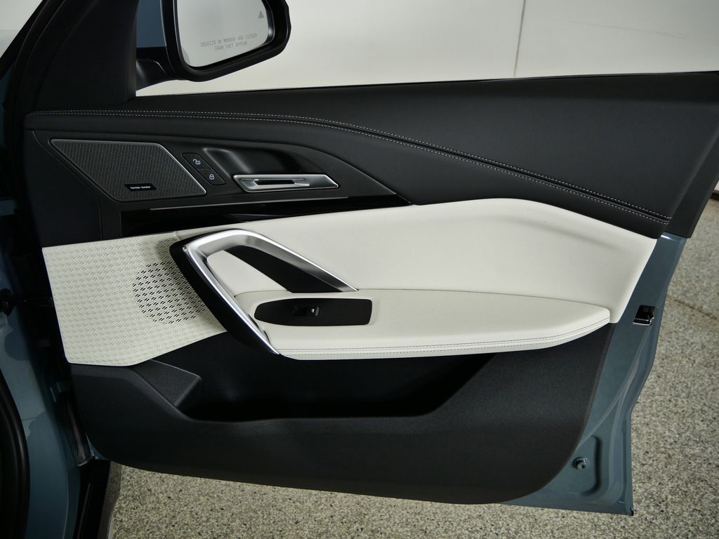 Thumbnail: 2026 BMW X1 - 19