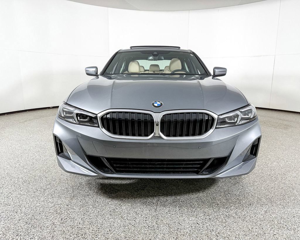 Thumbnail: 2025 BMW 3 Series - 7