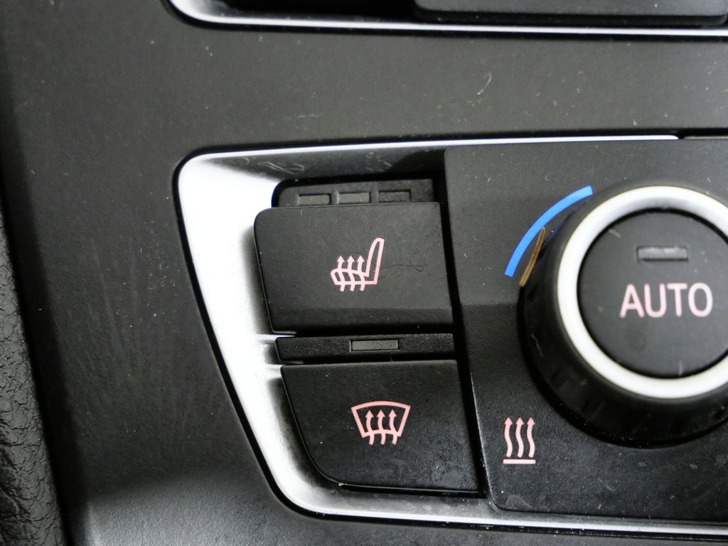 Thumbnail: 2015 BMW 2 Series - 46