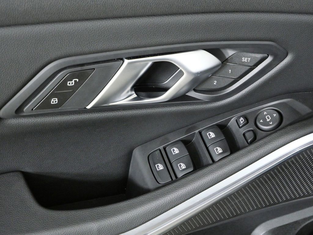 Thumbnail: 2026 BMW 3 Series - 35