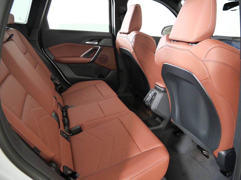 Thumbnail: 2026 BMW X1 - 24