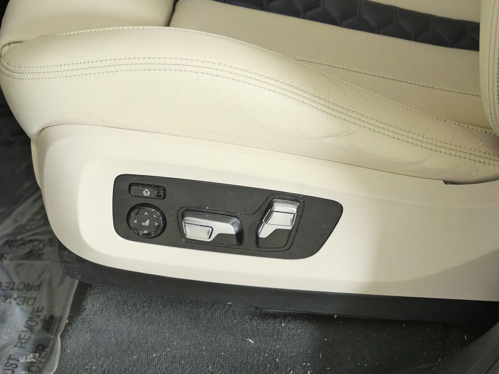 Thumbnail: 2023 BMW X5 - 37