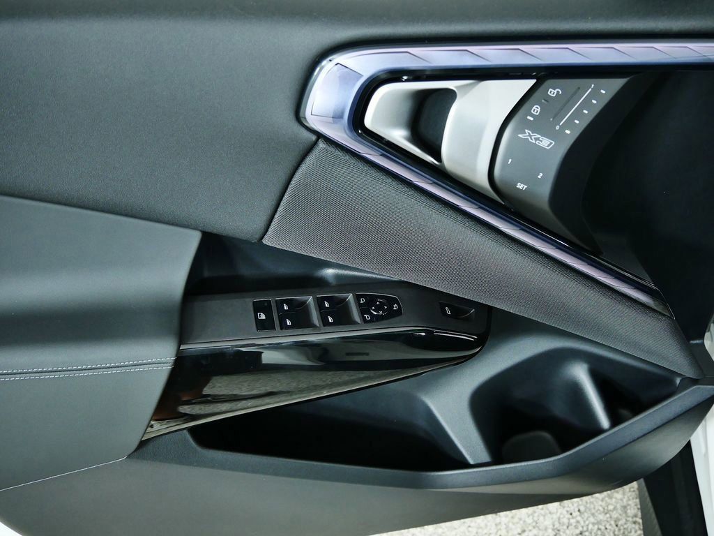 Thumbnail: 2026 BMW X3 - 33