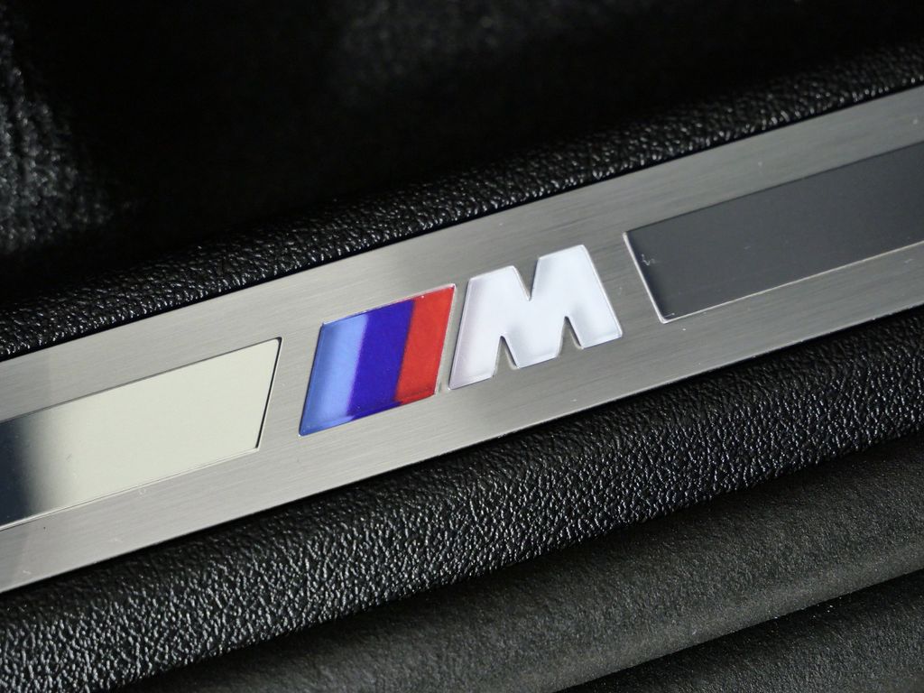 Thumbnail: 2026 BMW X5 - 23