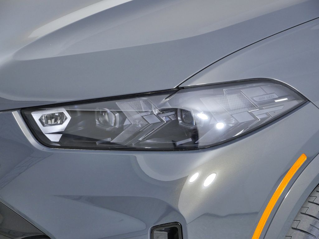 Thumbnail: 2026 BMW X5 - 3