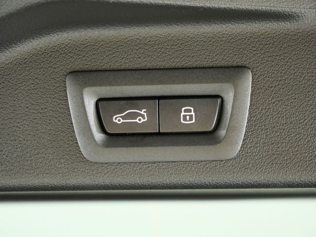 Thumbnail: 2026 BMW X5 - 30