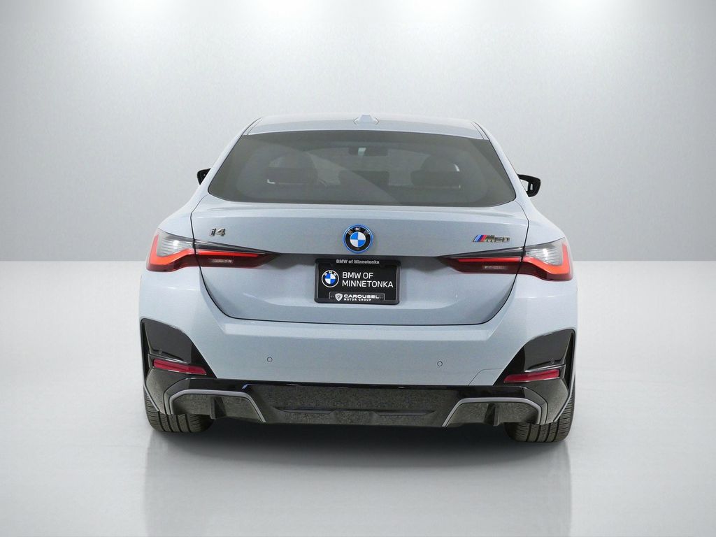 Thumbnail: 2023 BMW i4 - 12
