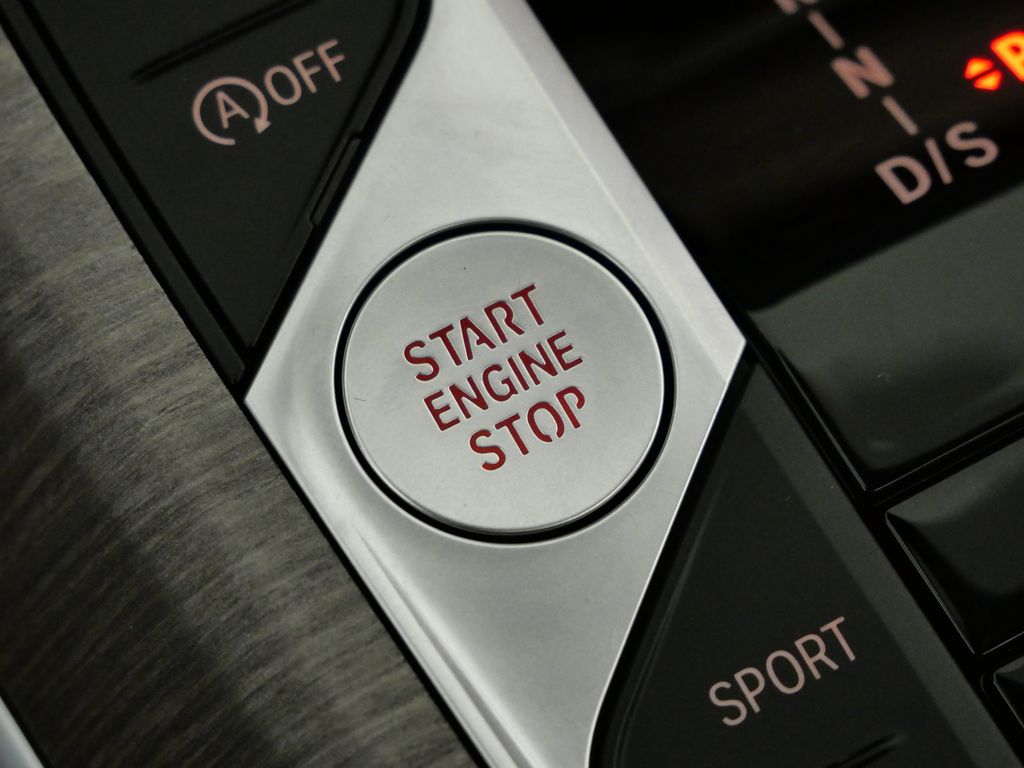 Thumbnail: 2026 BMW 3 Series - 45