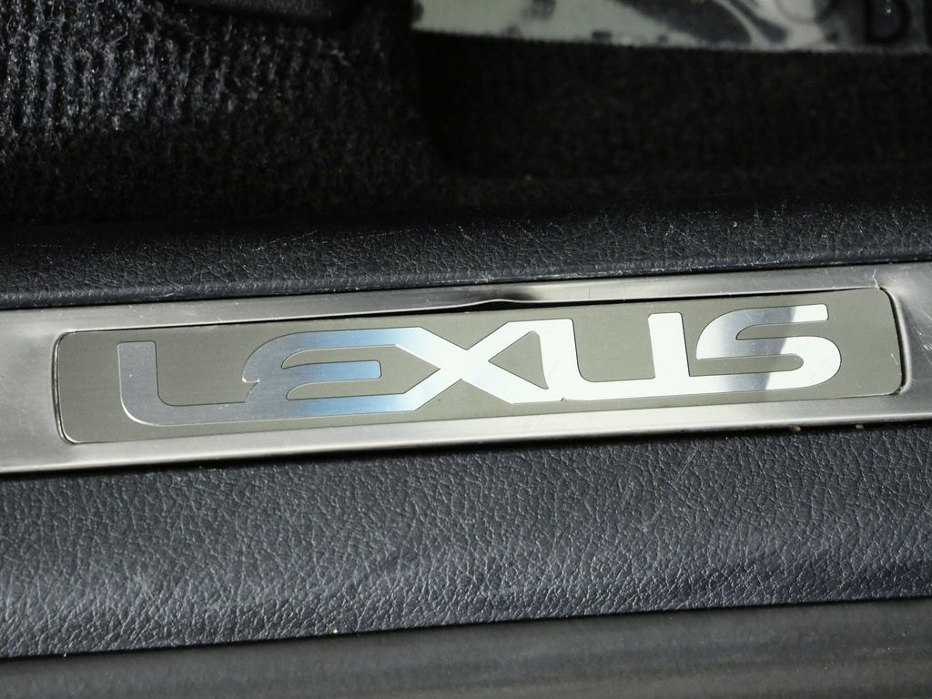 Thumbnail: 2018 Lexus RX - 24