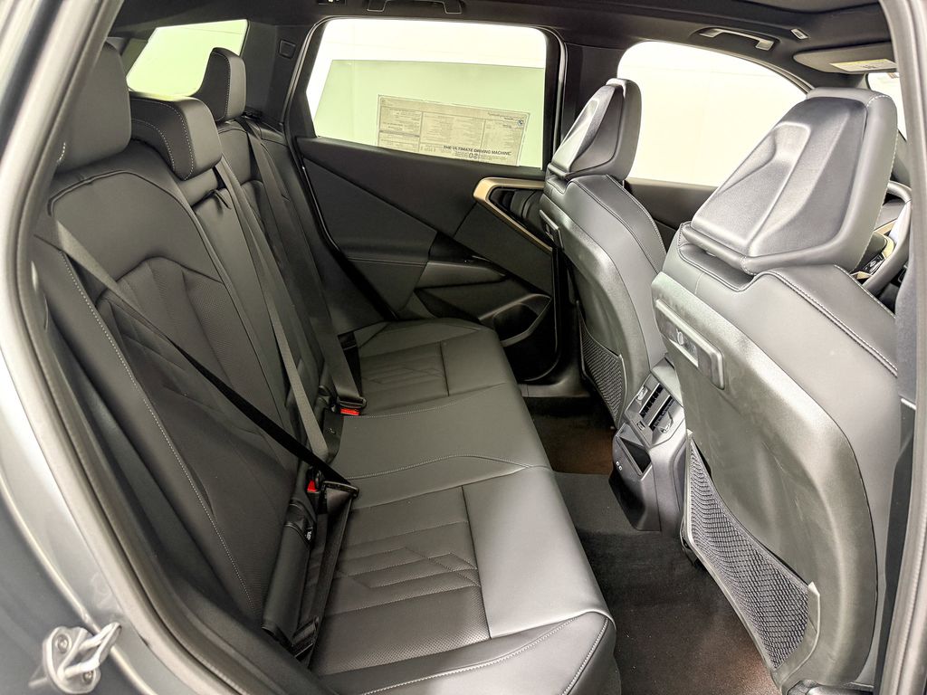 Thumbnail: 2025 BMW X3 - 24