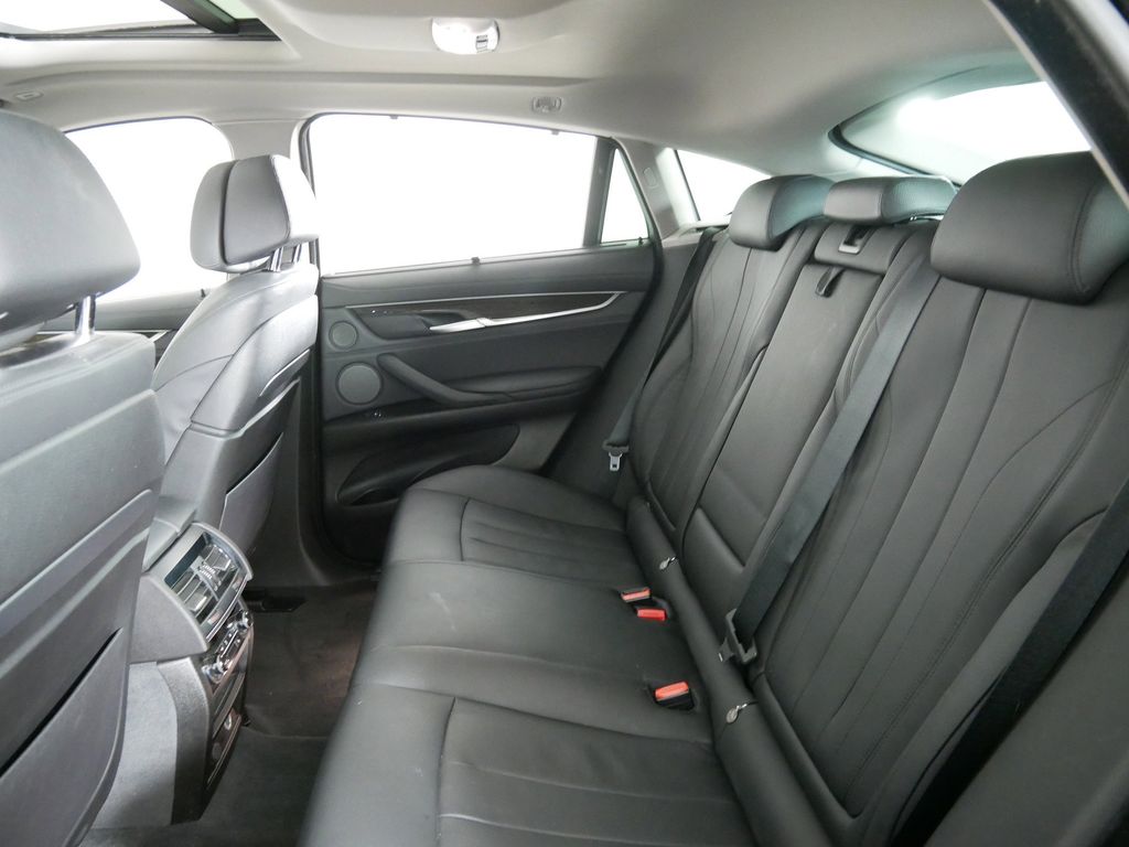 Thumbnail: 2016 BMW X6 - 29