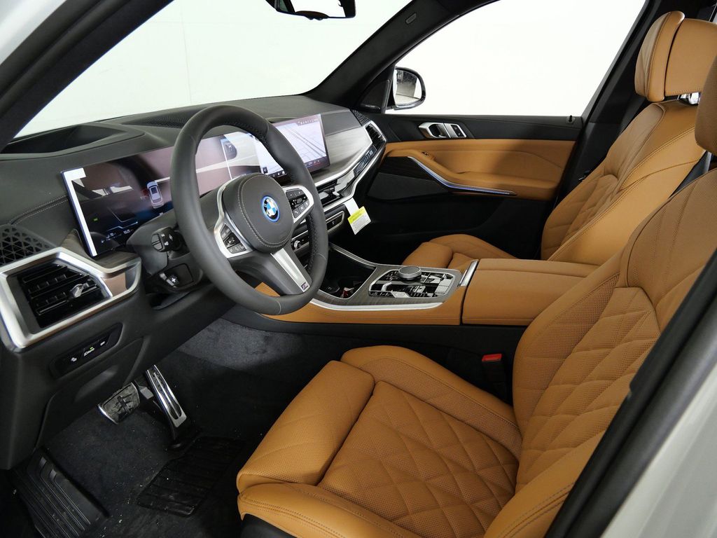 Thumbnail: 2026 BMW X5 - 35