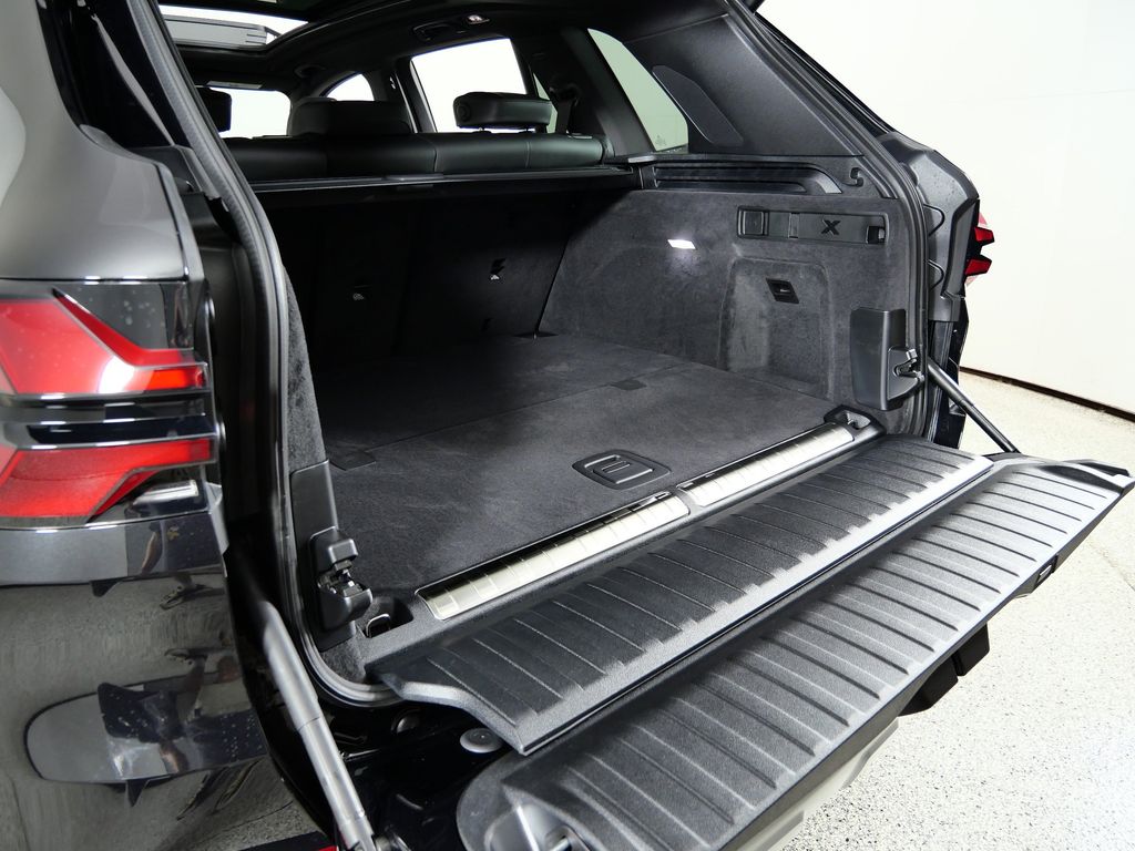 Thumbnail: 2026 BMW X5 - 29