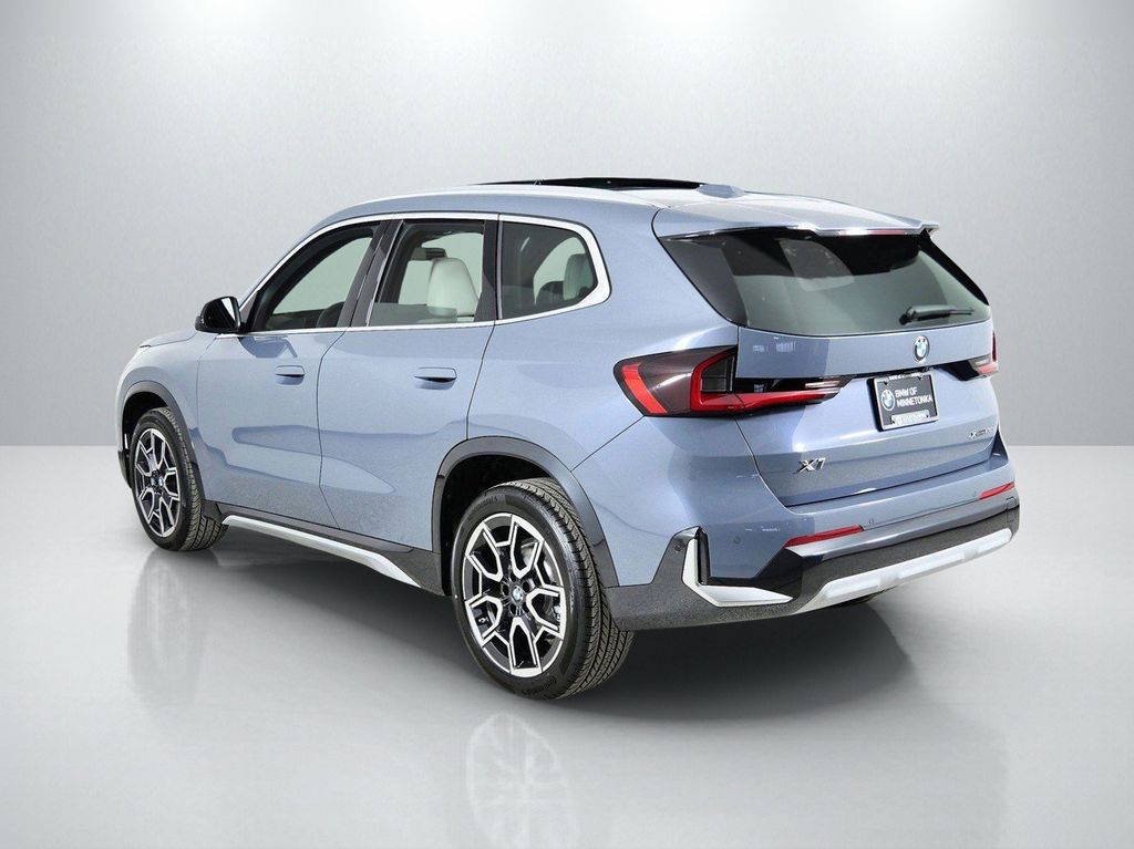 Thumbnail: 2026 BMW X1 - 15