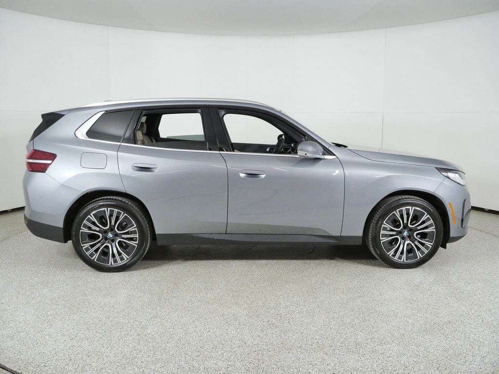 Thumbnail: 2025 BMW X3 - 10