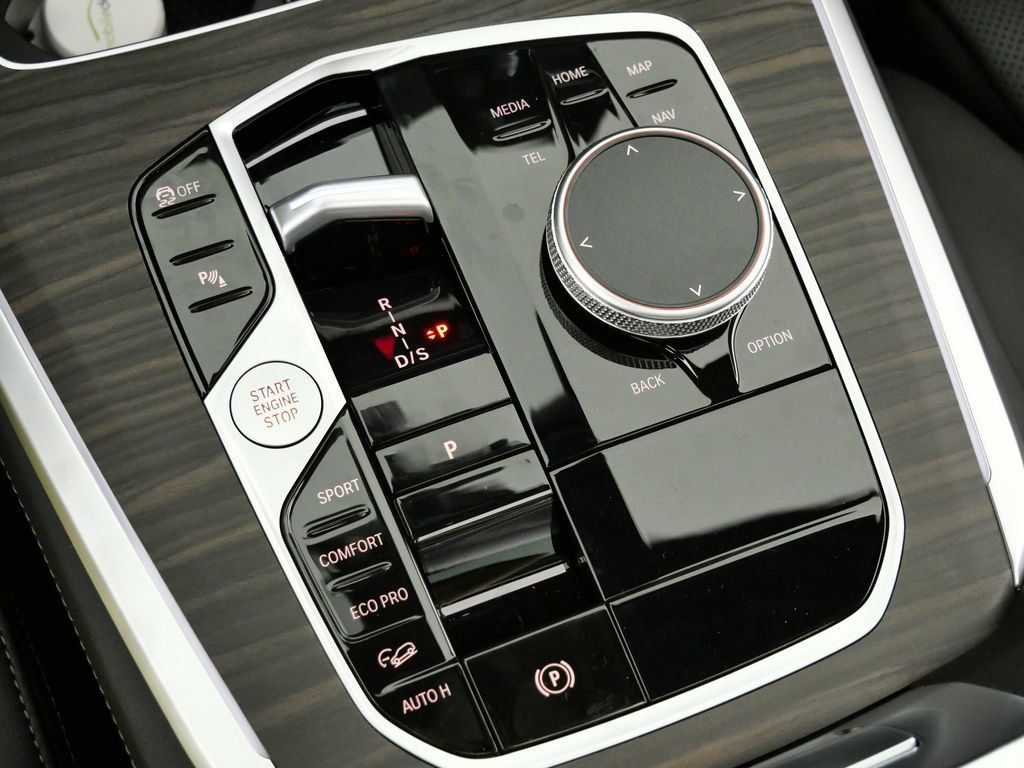 Thumbnail: 2026 BMW X5 - 50