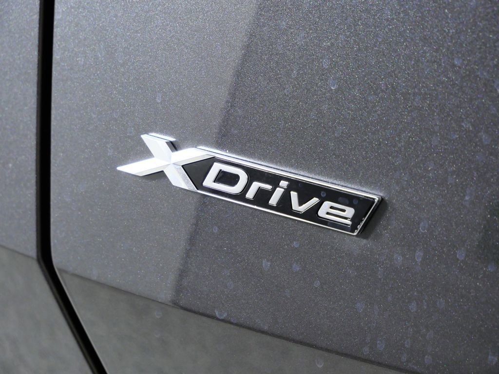 Thumbnail: 2026 BMW X3 - 15