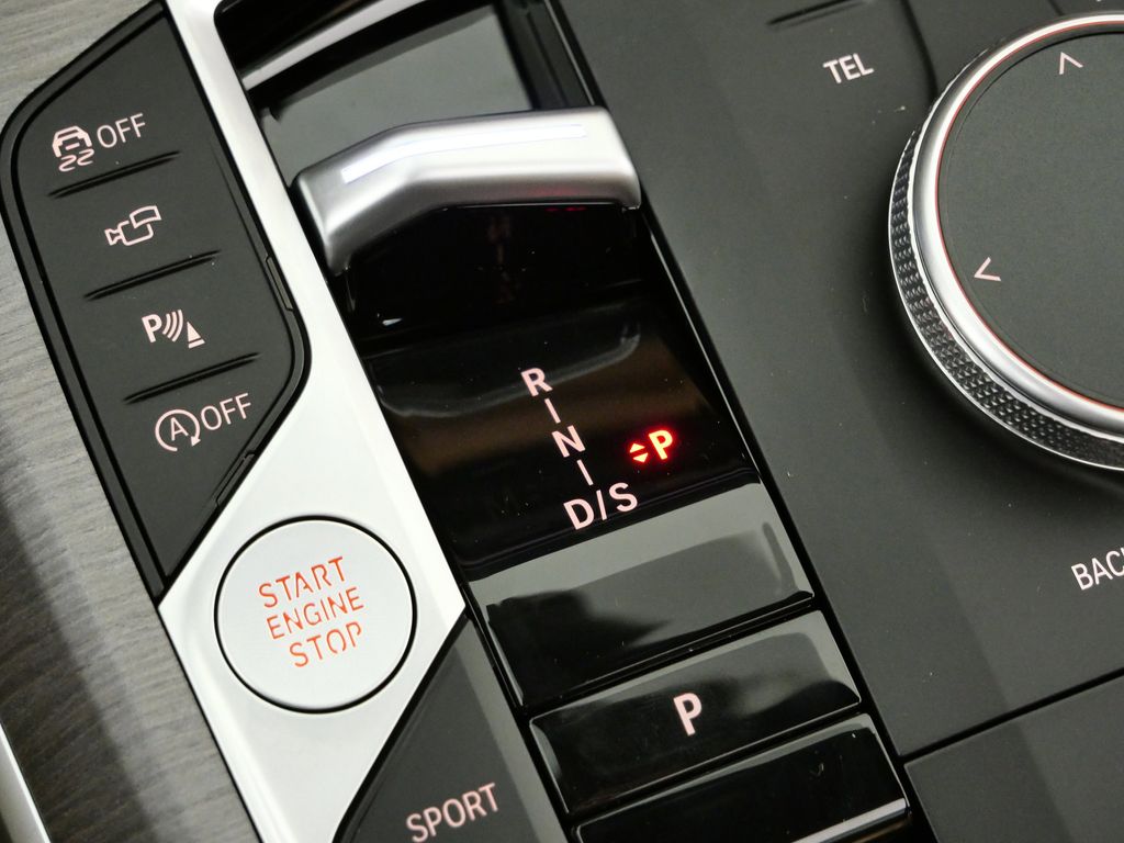 Thumbnail: 2026 BMW 3 Series - 46