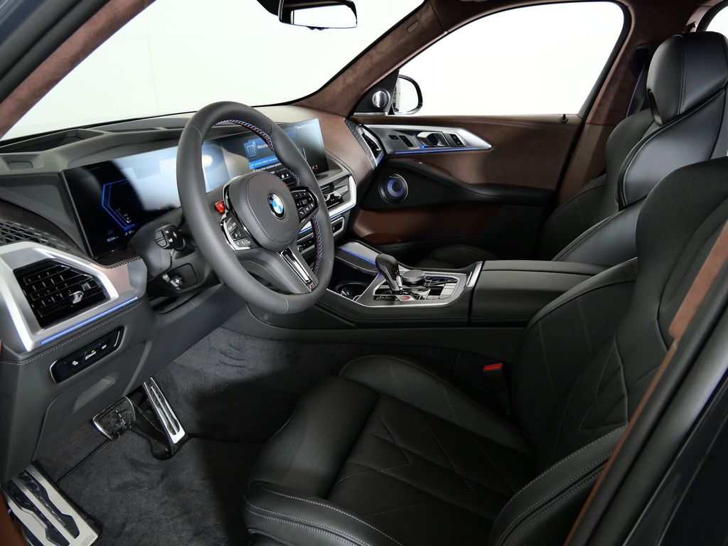 Thumbnail: 2026 BMW XM - 33