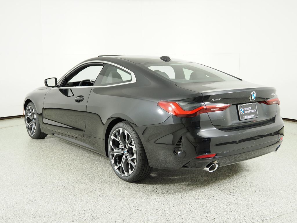 Thumbnail: 2026 BMW 4 Series - 15