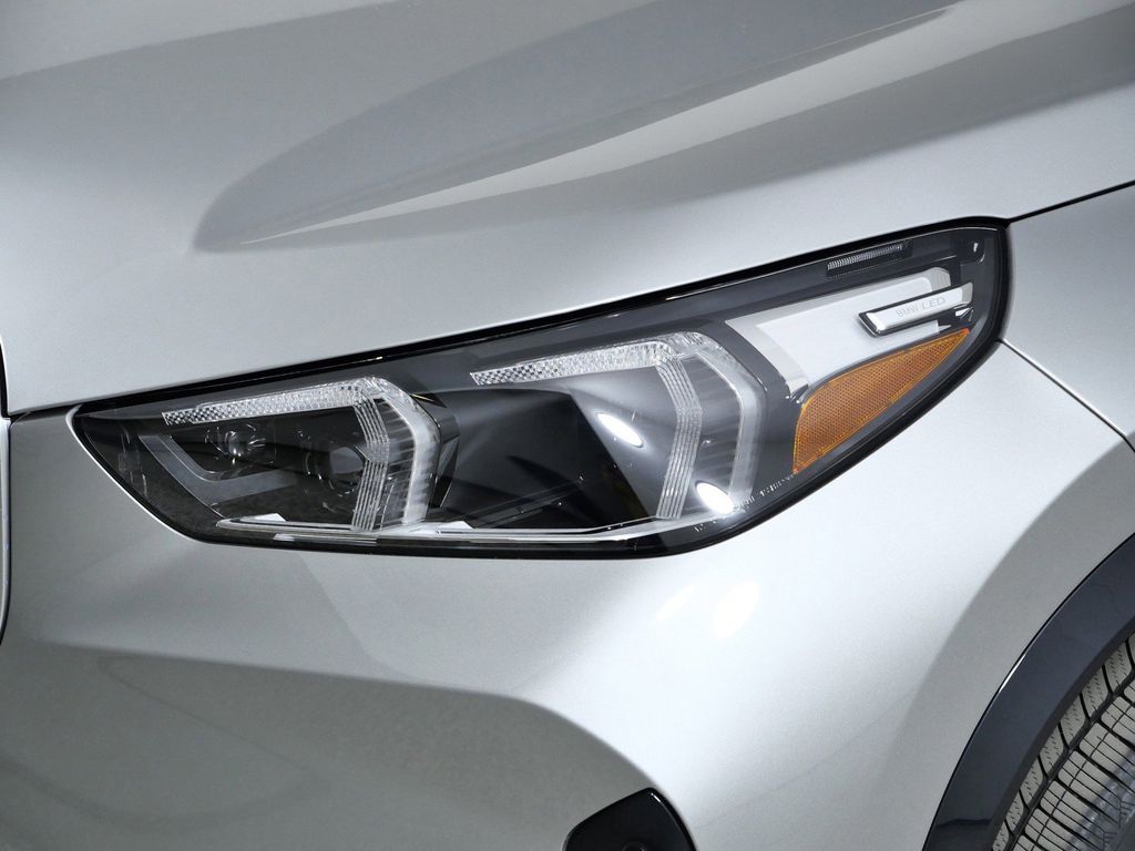 Thumbnail: 2026 BMW X1 - 3