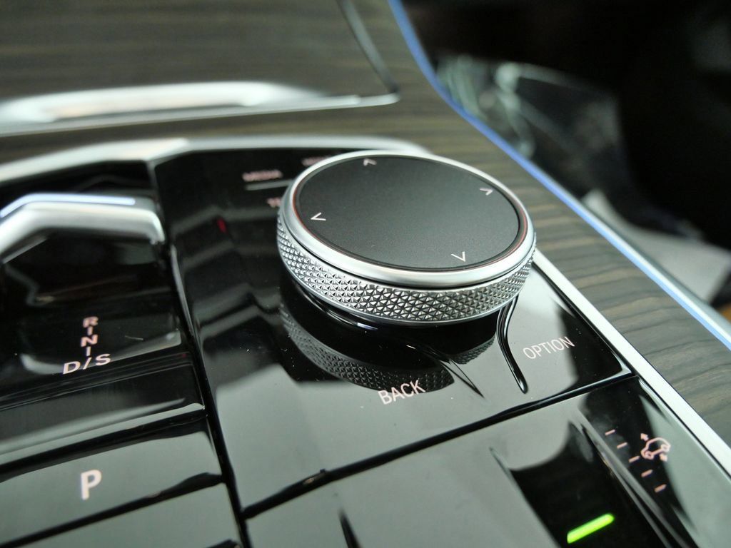 Thumbnail: 2026 BMW X5 - 36