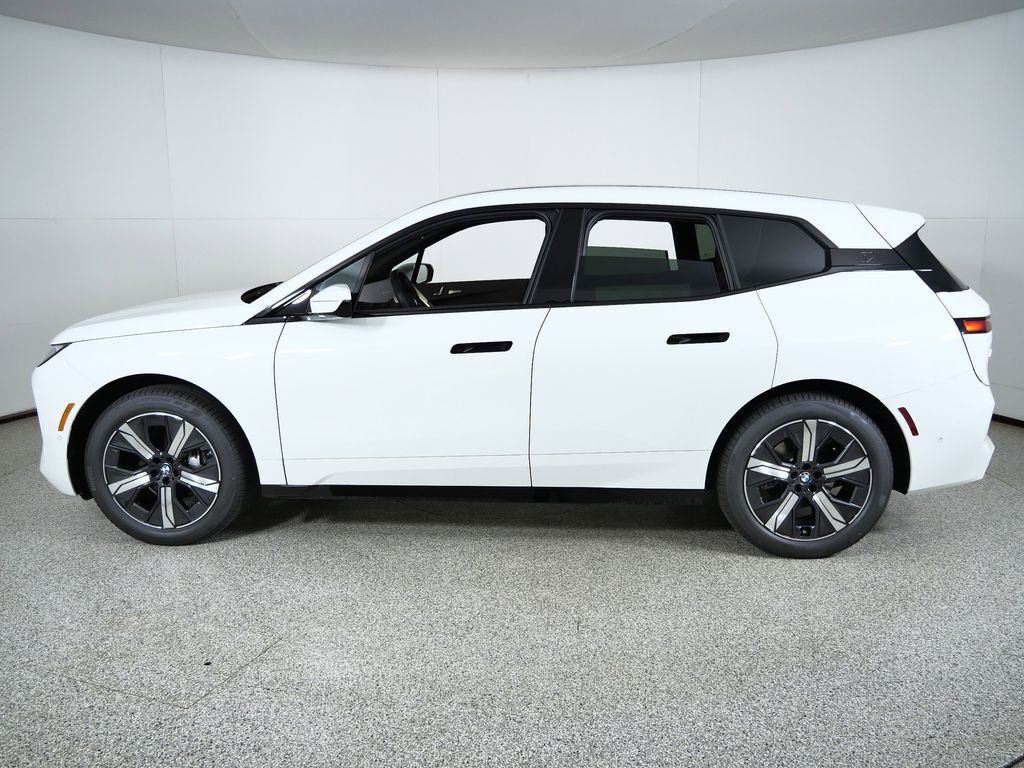 Thumbnail: 2026 BMW iX - 15