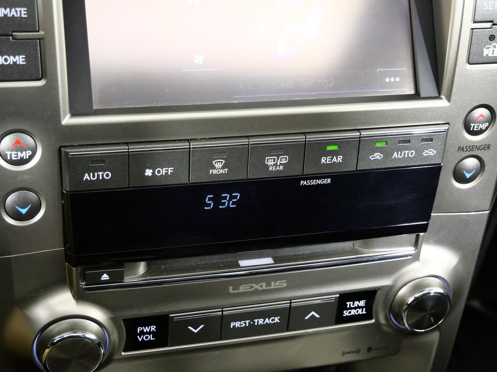 Thumbnail: 2014 Lexus GX - 42