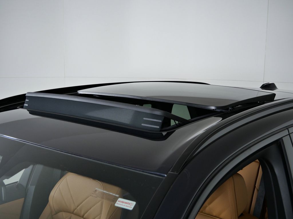 Thumbnail: 2026 BMW X5 - 18