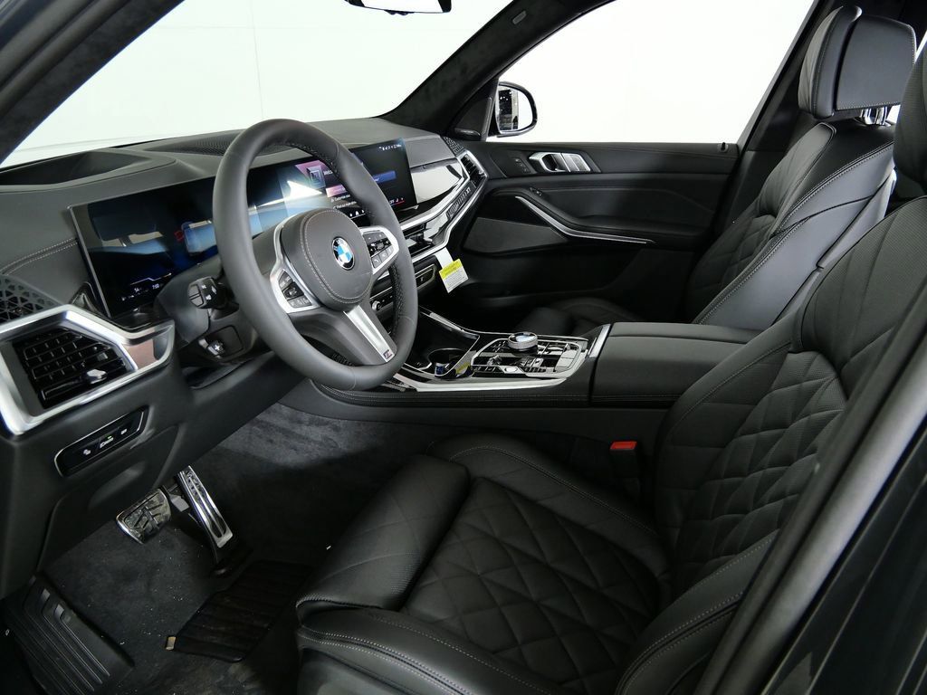 Thumbnail: 2026 BMW X7 - 38