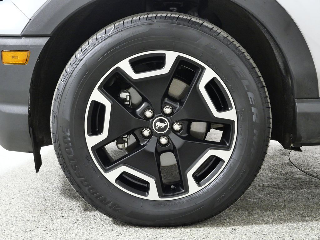 Thumbnail: 2021 Ford Bronco Sport - 18