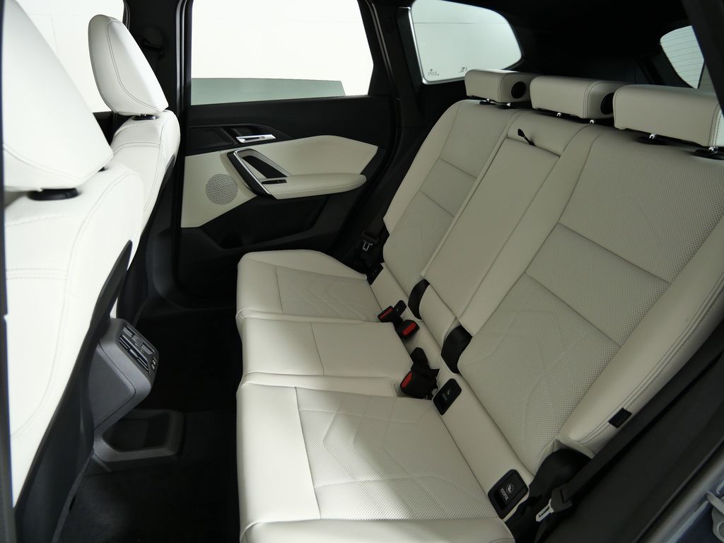 Thumbnail: 2026 BMW X1 - 30