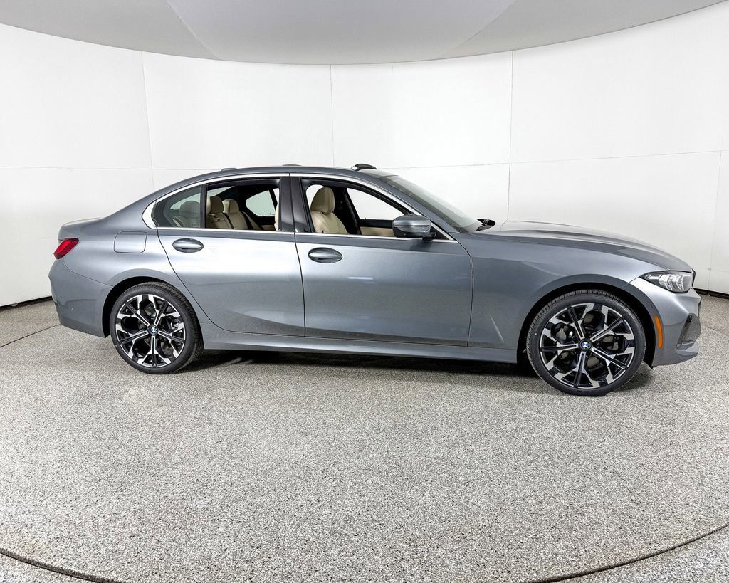 Thumbnail: 2025 BMW 3 Series - 5