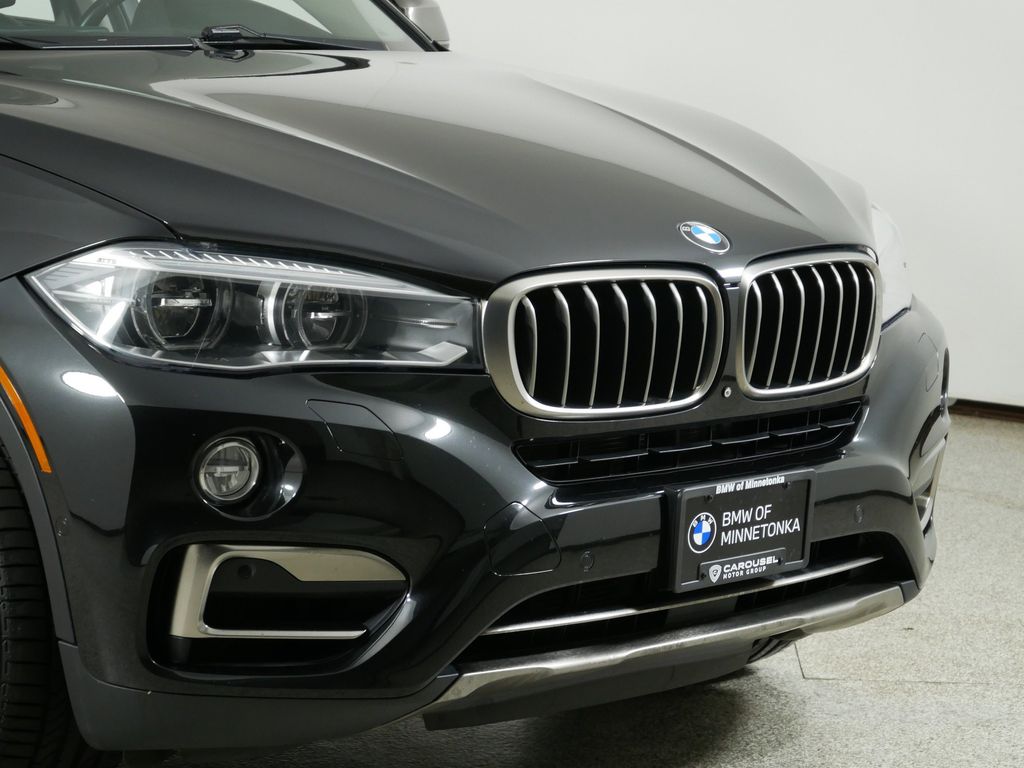 Thumbnail: 2016 BMW X6 - 4