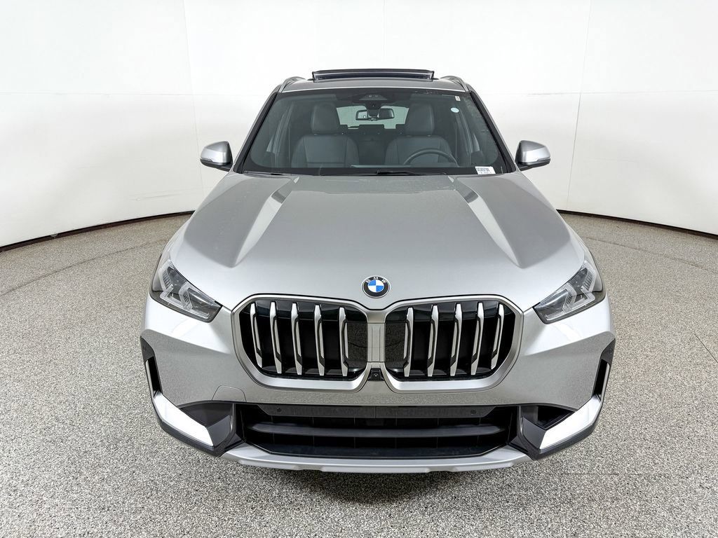 Thumbnail: 2025 BMW X1 - 8