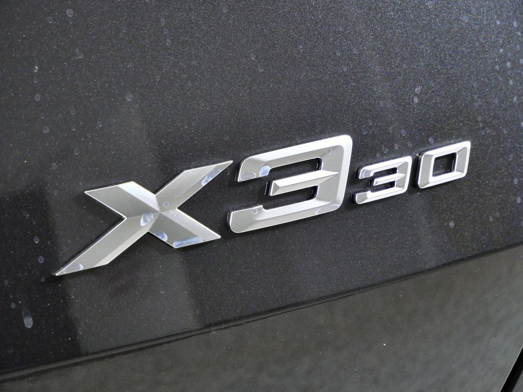 Thumbnail: 2026 BMW X3 - 12