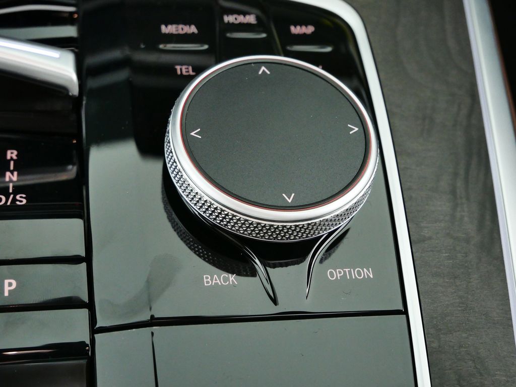 Thumbnail: 2026 BMW X5 - 42