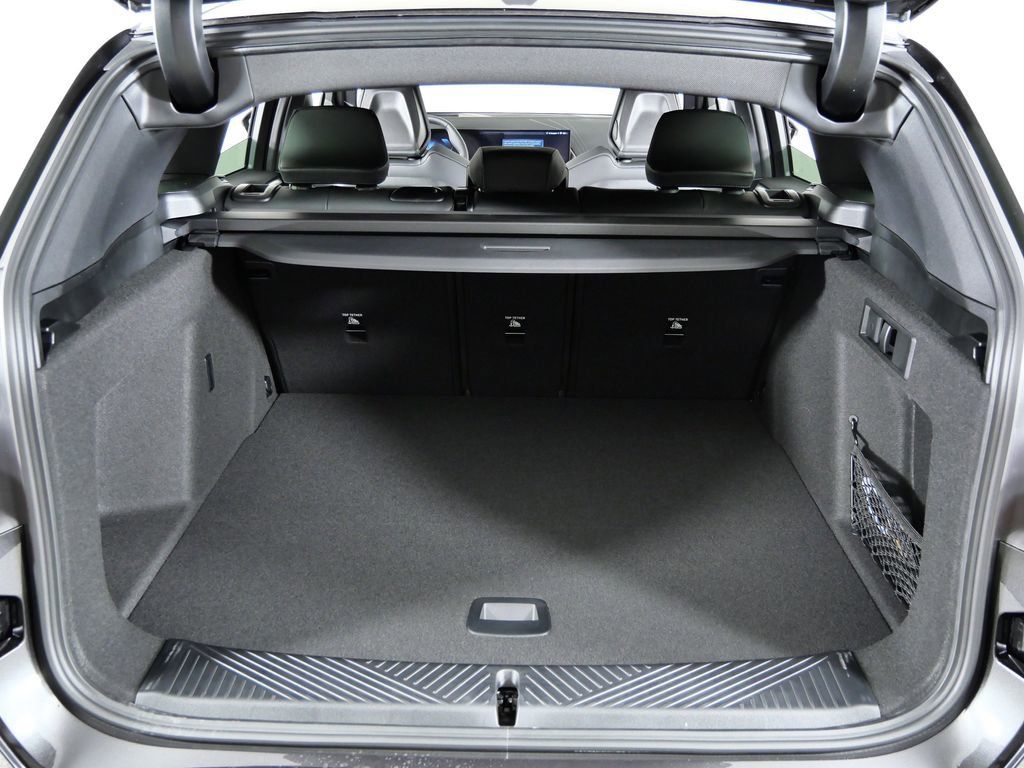 Thumbnail: 2026 BMW X3 - 27