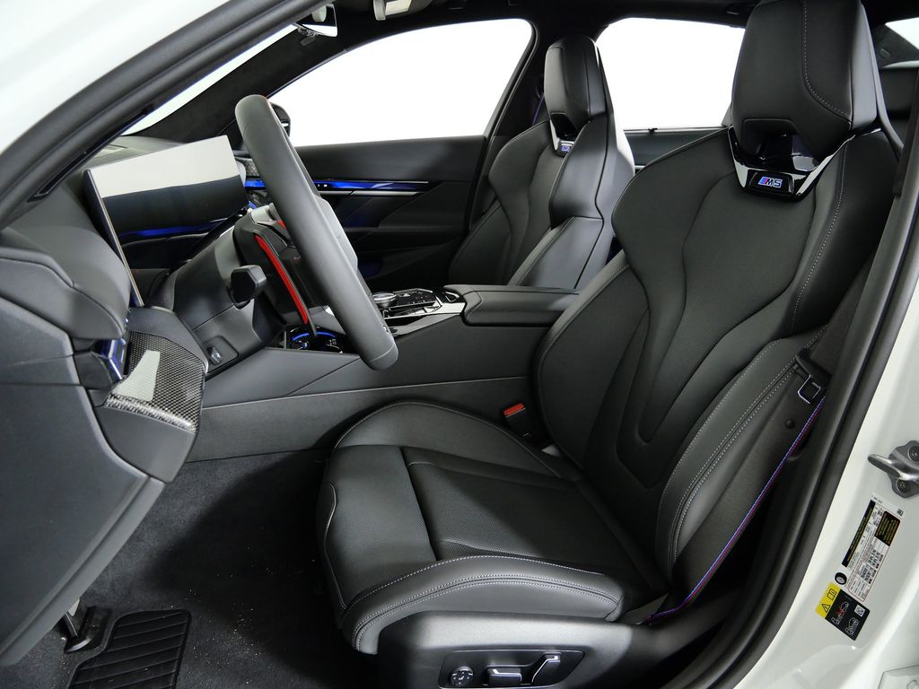 Thumbnail: 2026 BMW M5 - 35