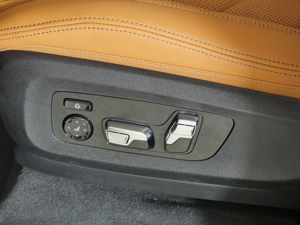 Thumbnail: 2026 BMW X5 - 39